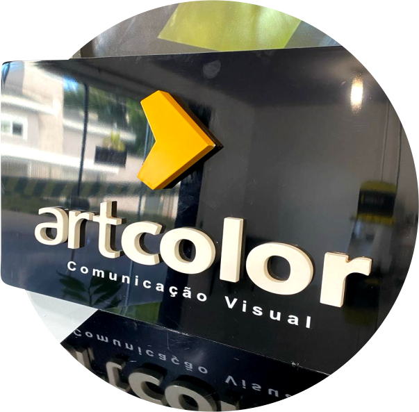 LOGO EM PVC EXPANDIDO